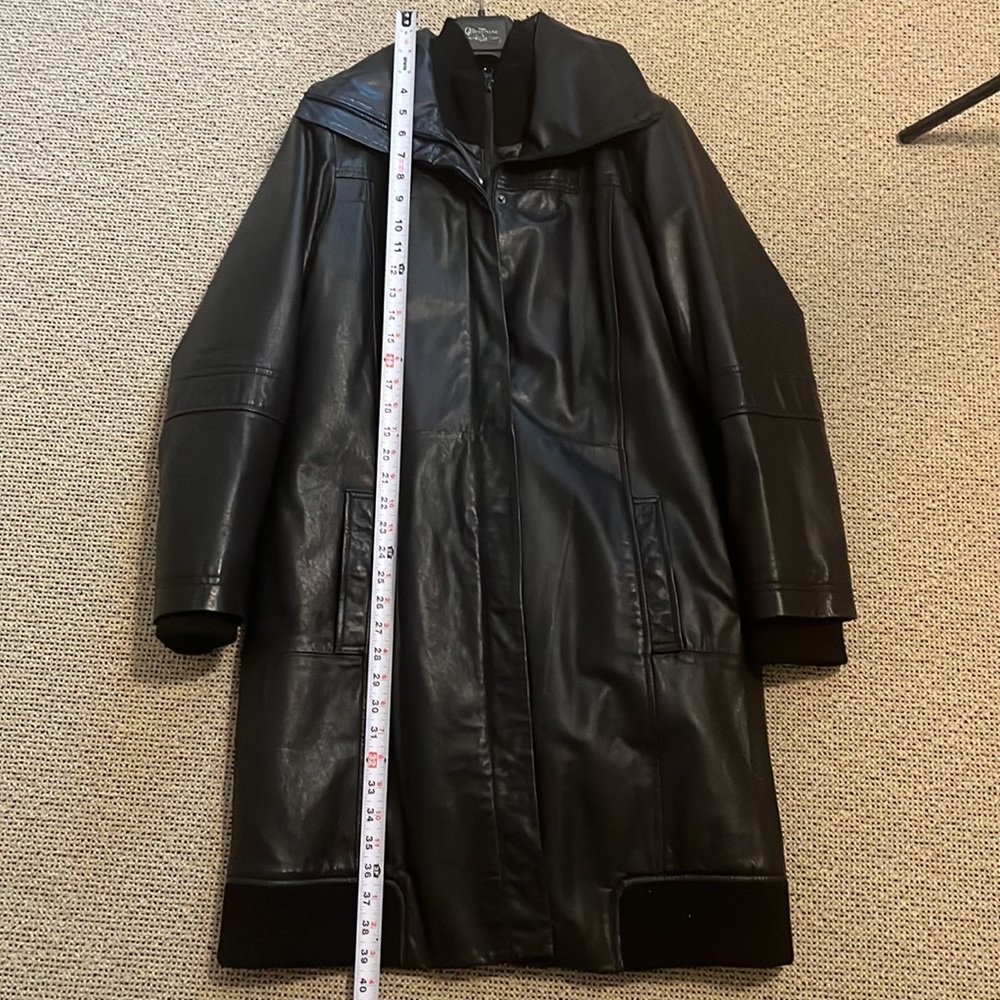 Danier black leather jacket - Picture 10 of 15